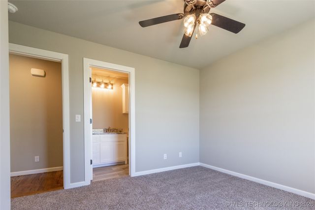 5513 E 140th Street N, Collinsville, OK 74021