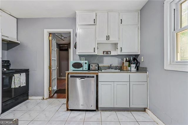 118 Greenwood Street, Fairburn, GA 30213