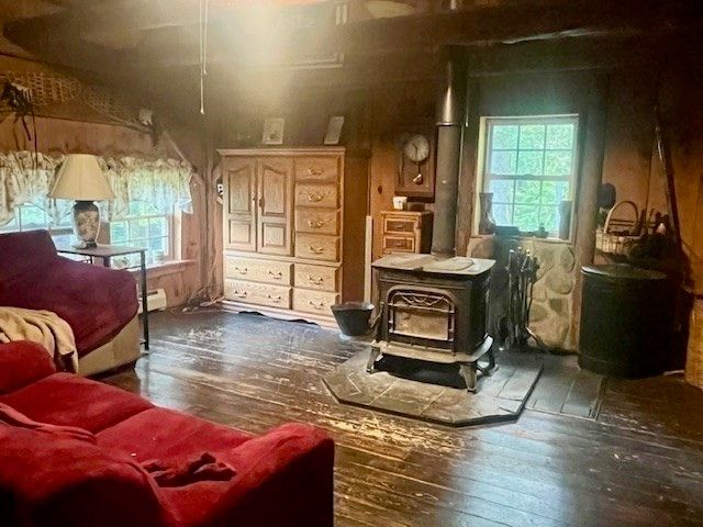 117-117A Strykers Rd, Florida, MA 01247