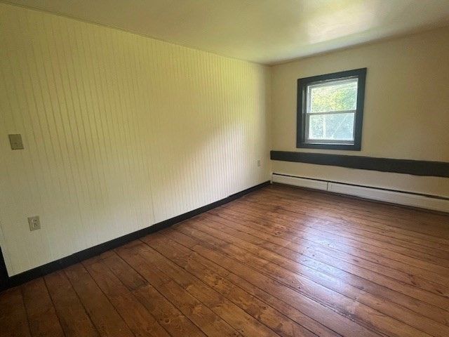 117-117A Strykers Rd, Florida, MA 01247