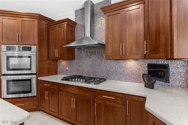 4777 N Aspen Court, Canfield, OH 44406