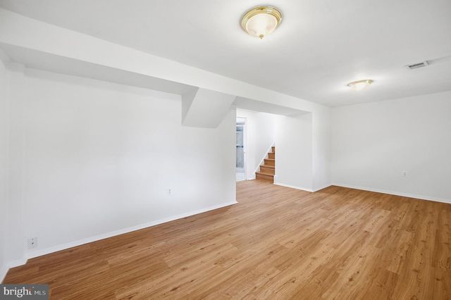 5607 HILLDALE DR, Alexandria, VA 22310