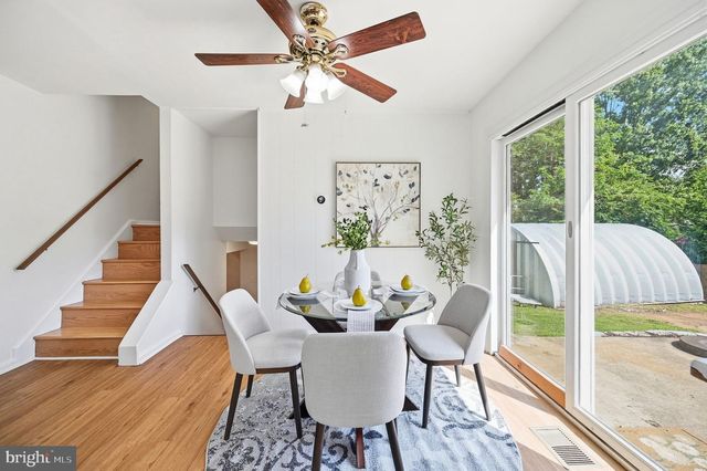5607 HILLDALE DR, Alexandria, VA 22310