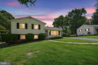 5607 HILLDALE DR, Alexandria, VA 22310