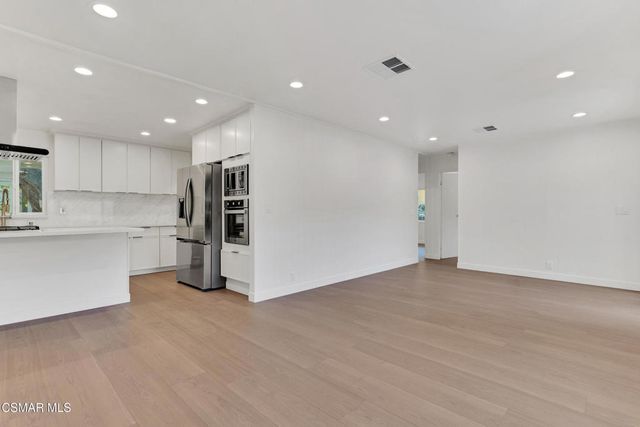 76 Little John Lane, Westlake Village, CA 91361
