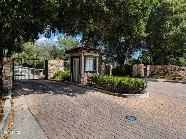 76 Little John Lane, Westlake Village, CA 91361