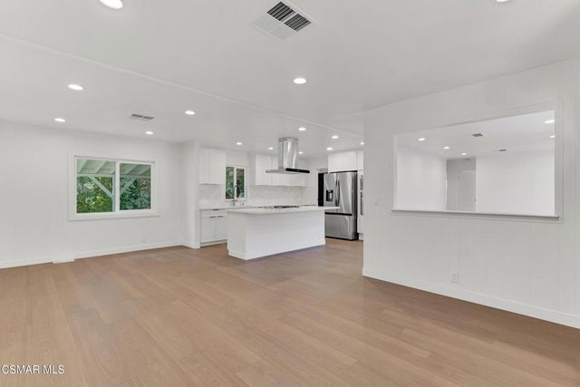 76 Little John Lane, Westlake Village, CA 91361