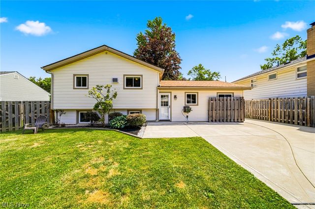38541 Bell Road, Willoughby, OH 44094