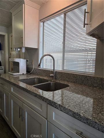 840 38 E Foothill blvd E 38, Azusa, CA 91702