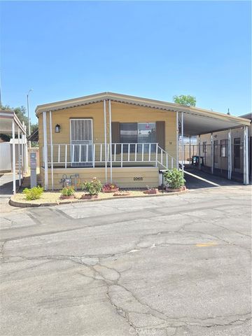 840 38 E Foothill blvd E 38, Azusa, CA 91702