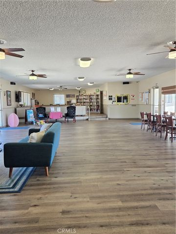 840 38 E Foothill blvd E 38, Azusa, CA 91702