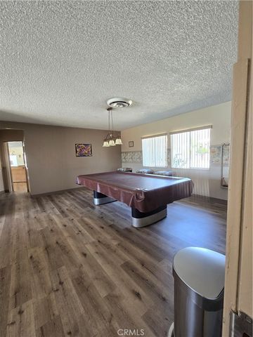 840 38 E Foothill blvd E 38, Azusa, CA 91702