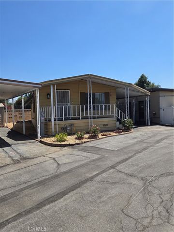 840 38 E Foothill blvd E 38, Azusa, CA 91702