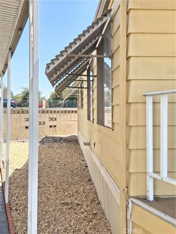 840 38 E Foothill blvd E 38, Azusa, CA 91702