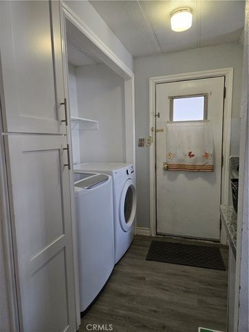 840 38 E Foothill blvd E 38, Azusa, CA 91702