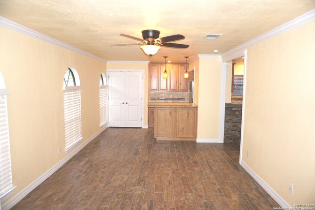 7634 SUSAN ELAINE ST, San Antonio, TX 78240