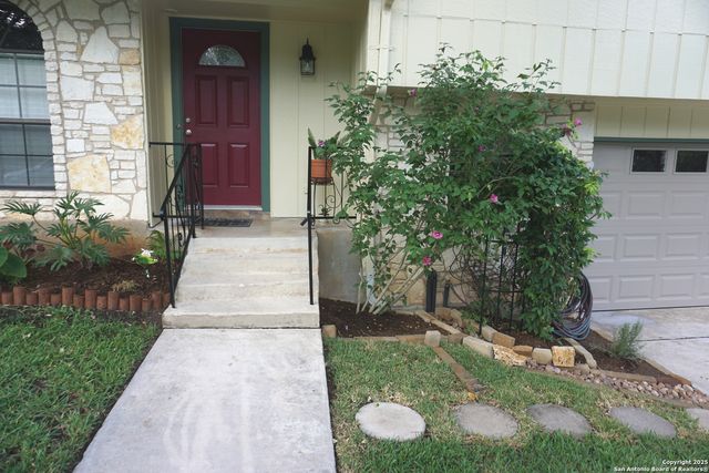 7634 SUSAN ELAINE ST, San Antonio, TX 78240