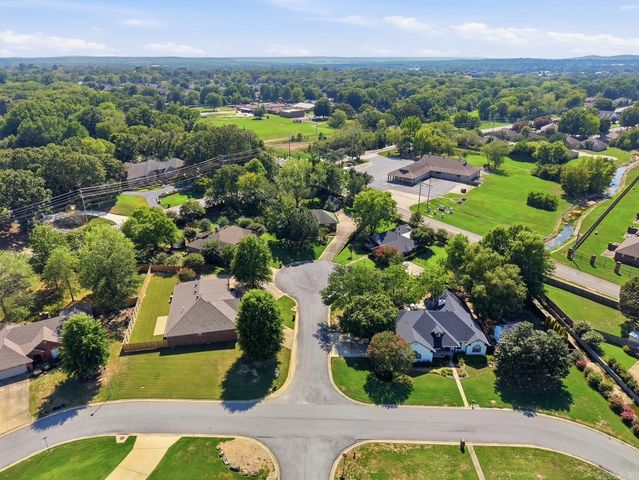 3175 Cleburne Cove, Conway, AR 72034