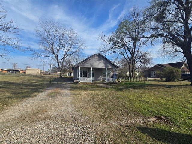 209 E Main Street, Tecumseh, OK 74873