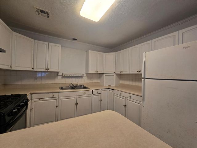 209 E Main Street, Tecumseh, OK 74873