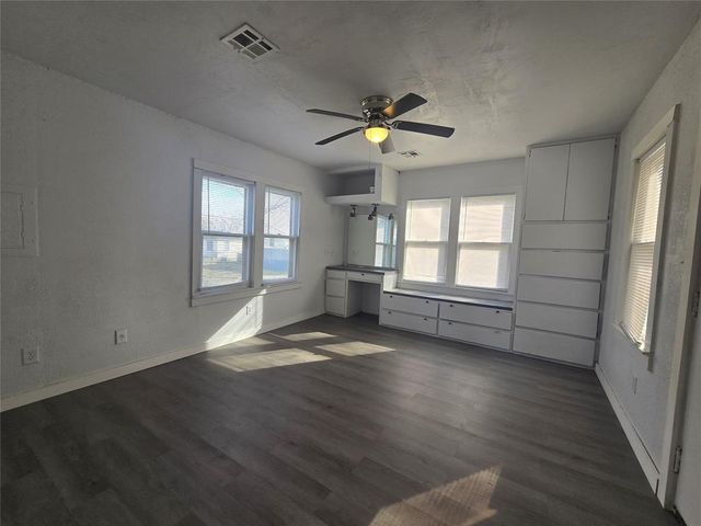 209 E Main Street, Tecumseh, OK 74873