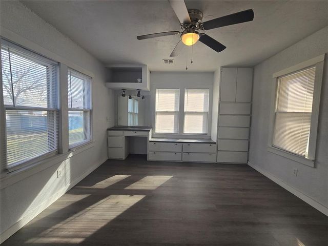 209 E Main Street, Tecumseh, OK 74873