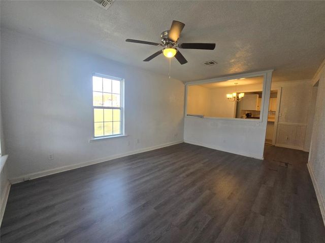 209 E Main Street, Tecumseh, OK 74873