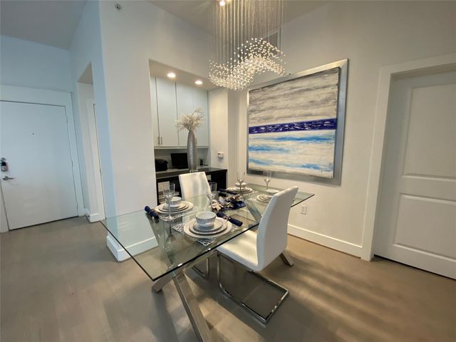 1901 Post Oak Boulevard 3503, Houston, TX 77056