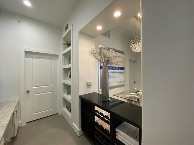1901 Post Oak Boulevard 3503, Houston, TX 77056