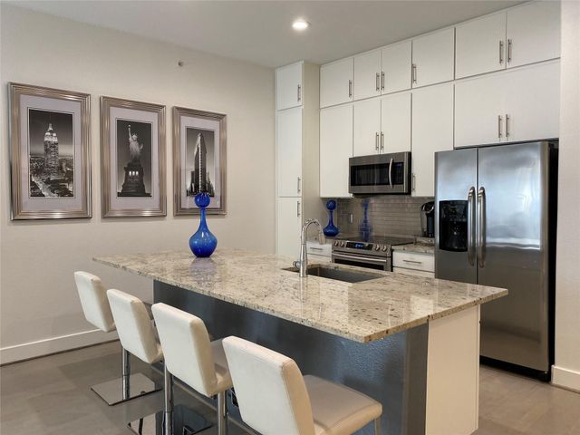 1901 Post Oak Boulevard 3503, Houston, TX 77056