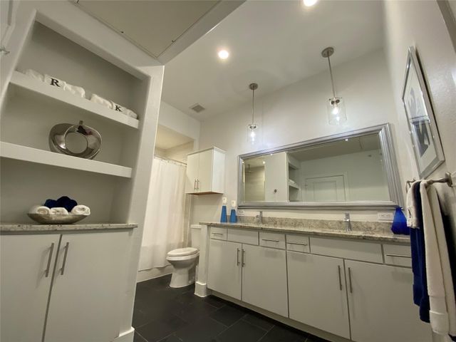 1901 Post Oak Boulevard 3503, Houston, TX 77056