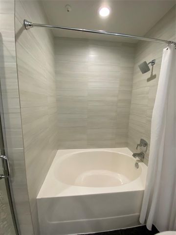 1901 Post Oak Boulevard 3503, Houston, TX 77056