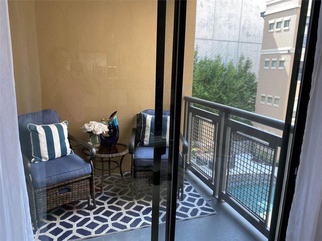 1901 Post Oak Boulevard 3503, Houston, TX 77056