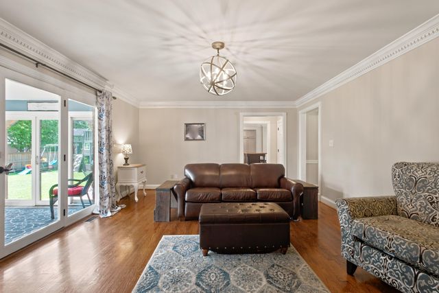 2186 Cave Hill Lane, Lexington, KY 40513