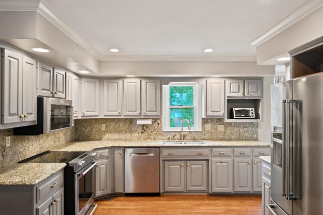 2186 Cave Hill Lane, Lexington, KY 40513