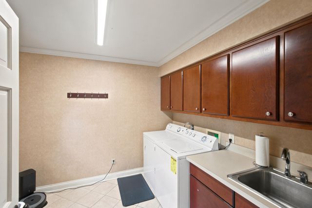 2186 Cave Hill Lane, Lexington, KY 40513