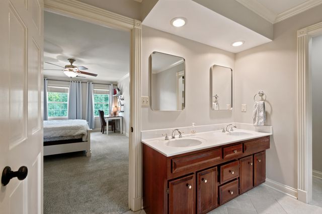 2186 Cave Hill Lane, Lexington, KY 40513