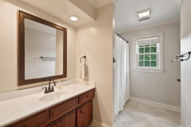 2186 Cave Hill Lane, Lexington, KY 40513