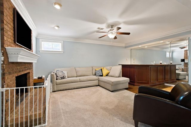 2186 Cave Hill Lane, Lexington, KY 40513