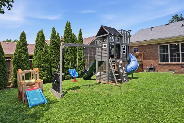 2186 Cave Hill Lane, Lexington, KY 40513