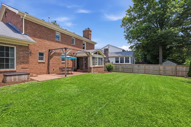 2186 Cave Hill Lane, Lexington, KY 40513