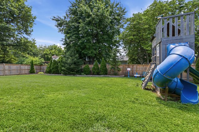 2186 Cave Hill Lane, Lexington, KY 40513