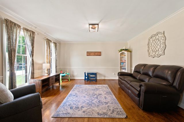 2186 Cave Hill Lane, Lexington, KY 40513