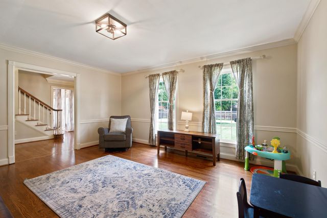 2186 Cave Hill Lane, Lexington, KY 40513