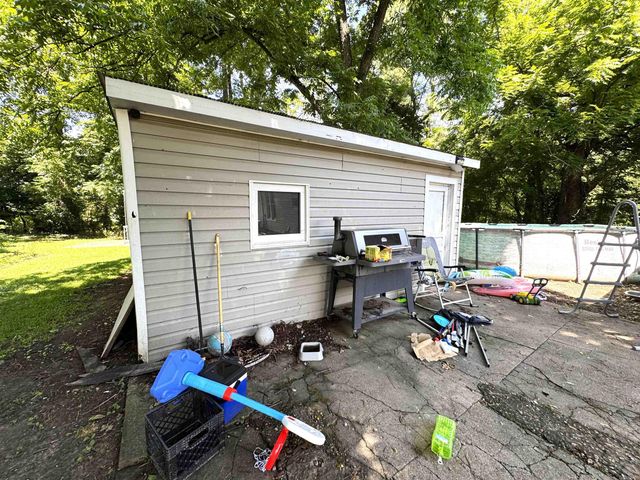 731 S Thornton Avenue, Piggott, AR 72454