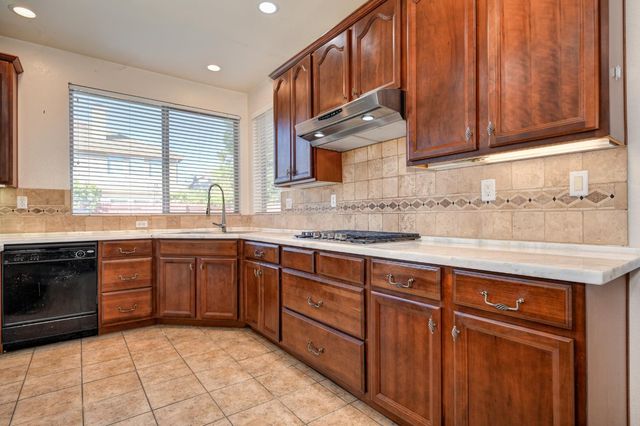 11833 Blushing Cir, Rancho Cordova, CA 95742