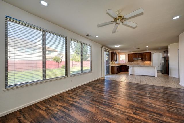 11833 Blushing Cir, Rancho Cordova, CA 95742