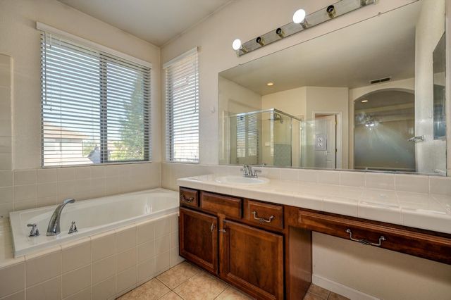 11833 Blushing Cir, Rancho Cordova, CA 95742