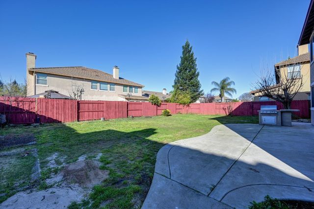 11833 Blushing Cir, Rancho Cordova, CA 95742