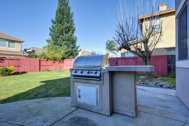 11833 Blushing Cir, Rancho Cordova, CA 95742